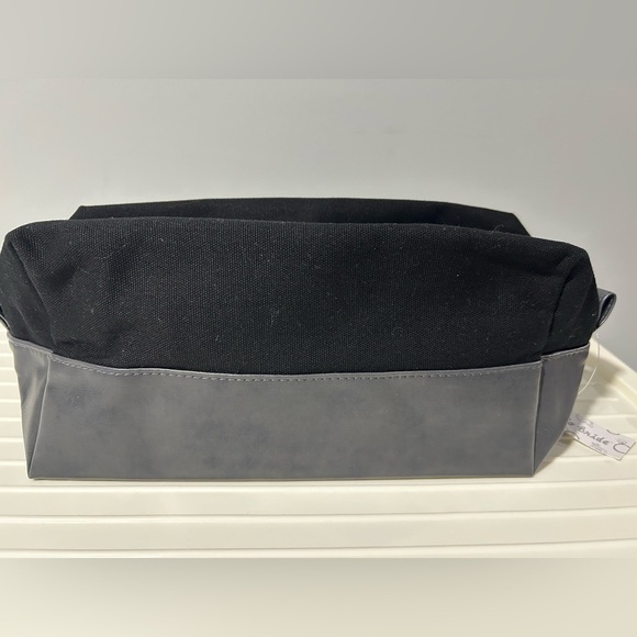 Father of the Groom Black and Gray Bag - Picture 2 of 2